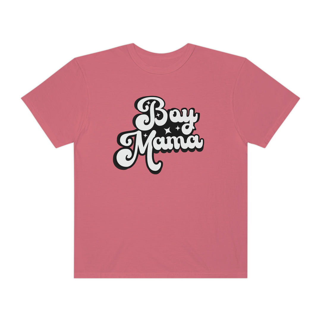 A relaxed fit Boy Mama Tee crafted from 100% ring-spun cotton. Garment-dyed for extra coziness, featuring double-needle stitching for durability and a seamless design for a tubular shape.