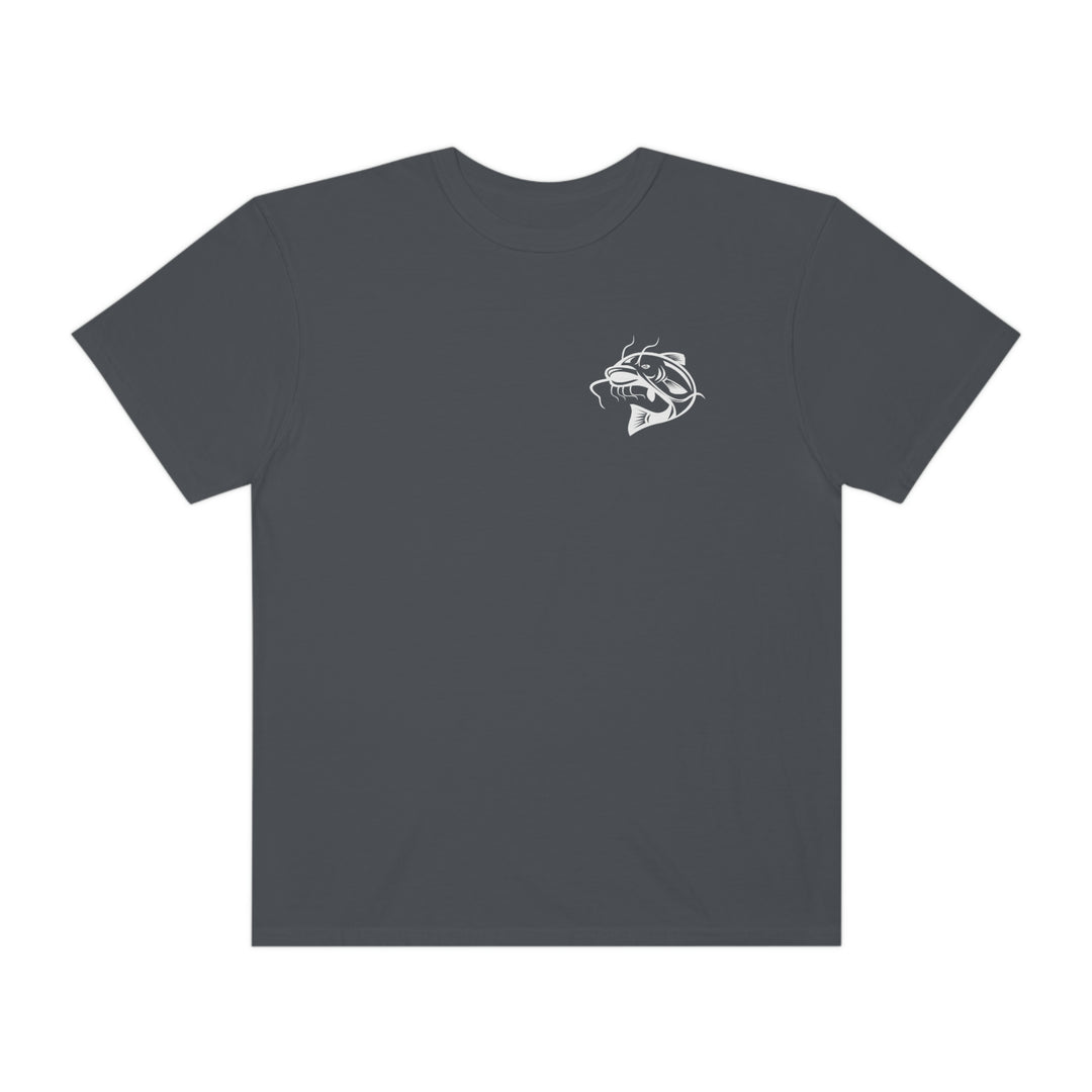 Comfort Colors Flathead Fishing Unisex Tee: Grey shirt with fish design, ring-spun cotton, relaxed fit, durable double-needle stitching, and sewn-in twill label.